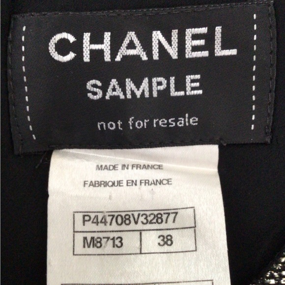 CHANEL Gold-BlackTweed Short Sleeve Blouse, 36-38 - Picture 4 of 8